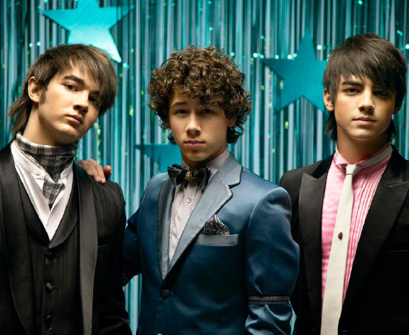  - JONAS BROTHERS