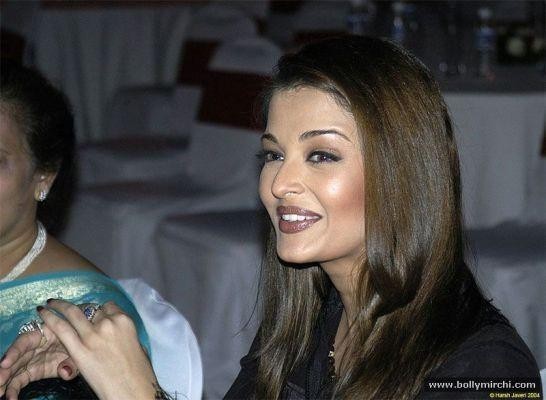 Aishwarya-Rai-58009,300926,36