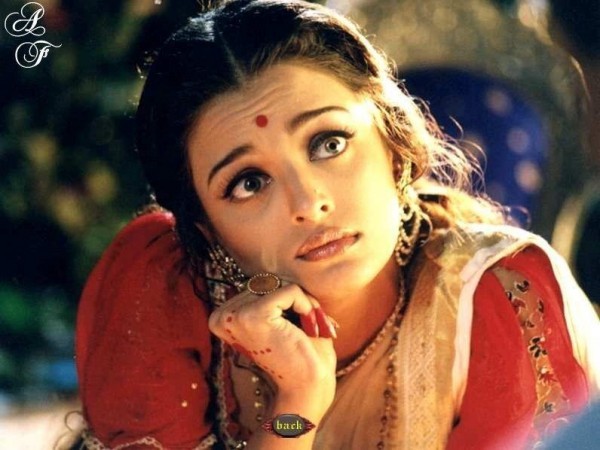 Aishwarya-Rai-58009,313739,54