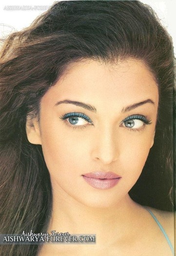 Aishwarya-Rai-58009,313903,54