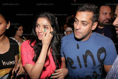 Salman_Khan_Asin_2June2011C - SALMAN KHAN SI ASIN