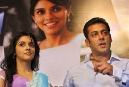 images - SALMAN KHAN SI ASIN