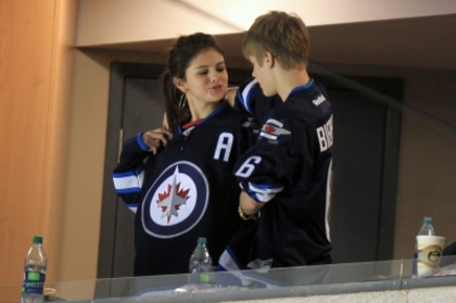 normal_023~7 - xX_Justin and Selena Watching Jets vs Hurricanes Game