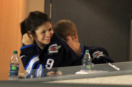 normal_024~7 - xX_Justin and Selena Watching Jets vs Hurricanes Game