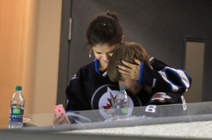 normal_037~4 - xX_Justin and Selena Watching Jets vs Hurricanes Game