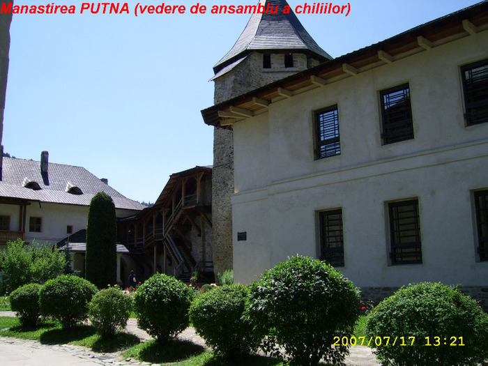 12. Manastirea Putna (3) - Fascinanta Romanie -1