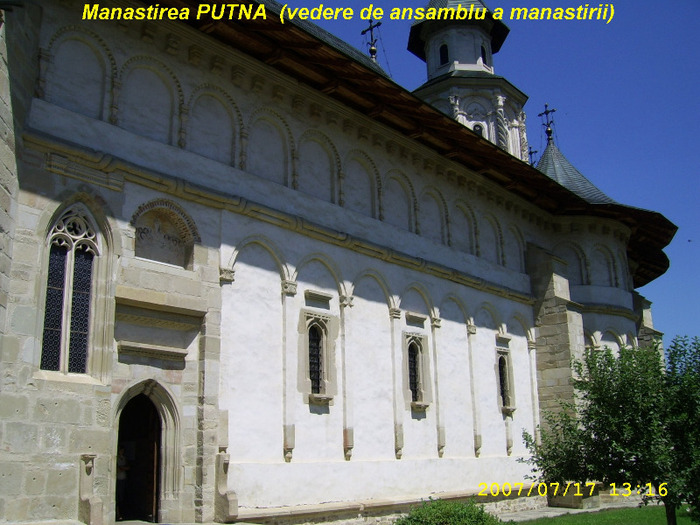 14. Manastirea Putna (5) - Fascinanta Romanie -1