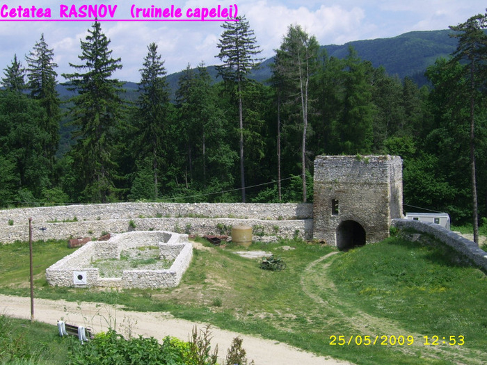 139. Cetatea RASNOV (vedere din interior - ruine capela) 5