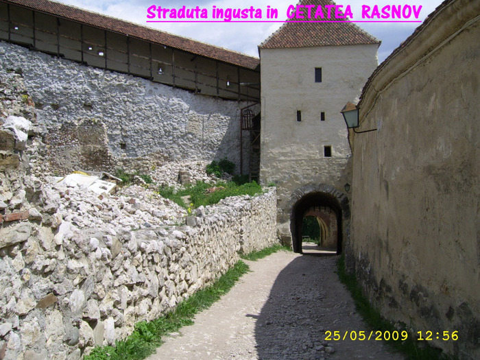 147. Cetatea RASNOV (vedere din interior ) 13