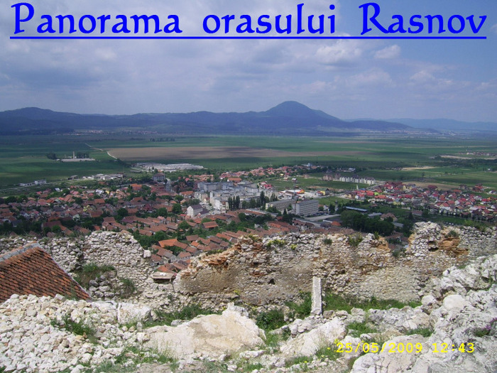 151. Panorama orasului RASNOV - vedere de la cetate - Fascinanta Romanie - 2