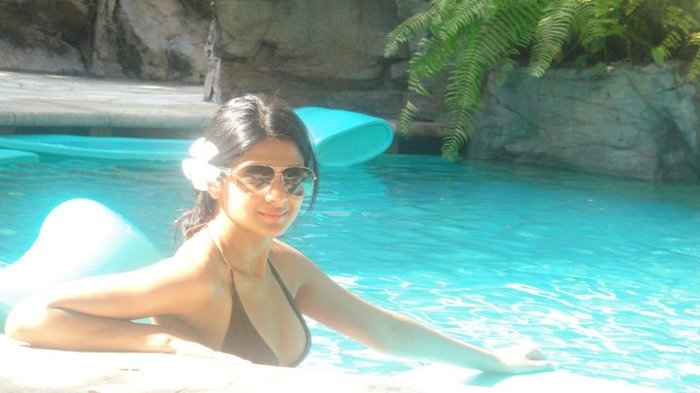 281236_148479628560544_147228508685656_280153_3214303_n - Jennifer Winget - Dr Ridhima Gupta3