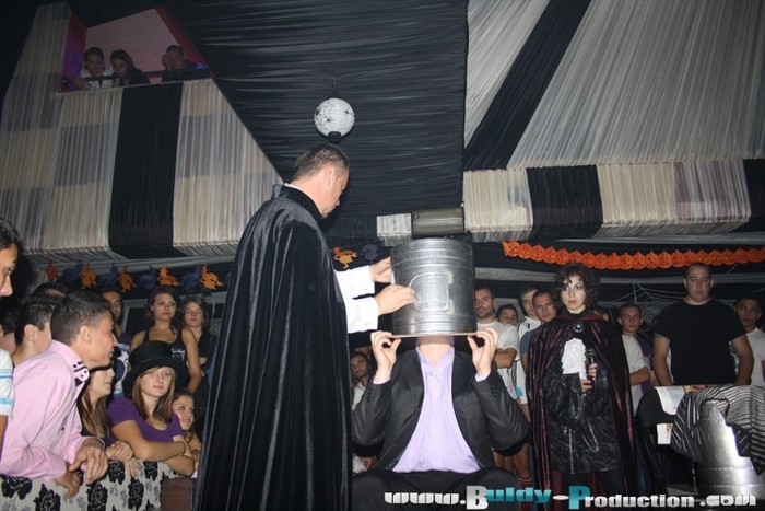 IMG_1046 - Club Cool - Halloween Party 2011