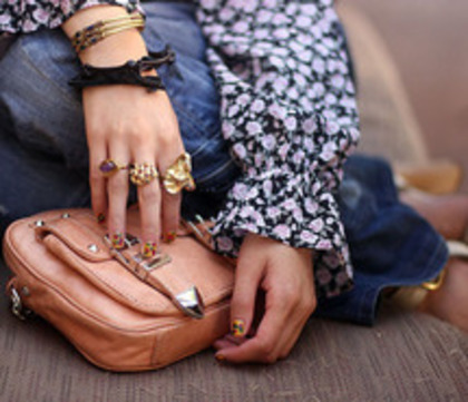fashion-girl-photography-rings-192723