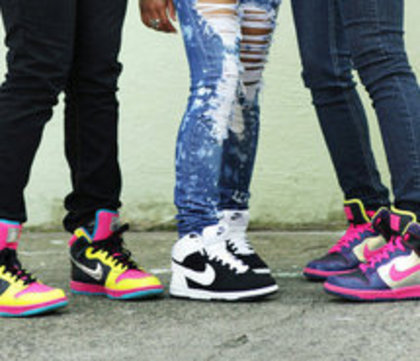 jeans-legs-nike-192072