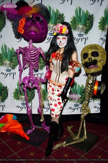 Thalia - Thalia-Halloween 2011