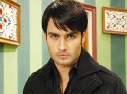 181754_151364514920415_116768125046721_303800_7644702_n - Abhay Raichand pyaar kii ye ek kahaani