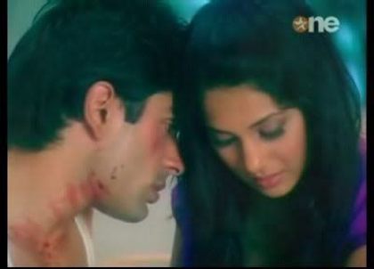 44336_107906159265423_100001381195440_72138_4810278_n - xxArmaan si Ridhima-Karan Singh Grover si Jennifer Wingetxx