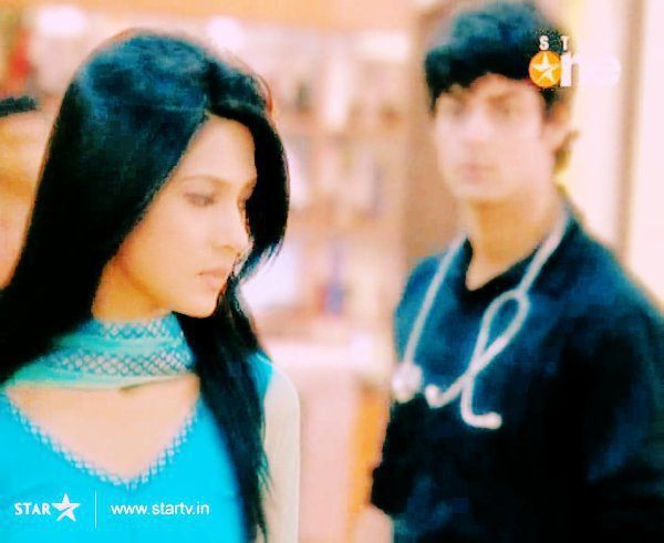 44473_108307289225310_100001381195440_75422_380750_n - xxKaran Wahi si Jennifer Winget- Siddhant si Ridhimaxx