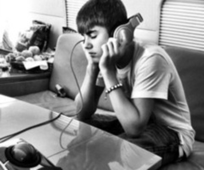 39315283_thumb 39315283_thumb