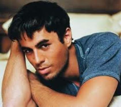 images (6) - Enrique Iglesias