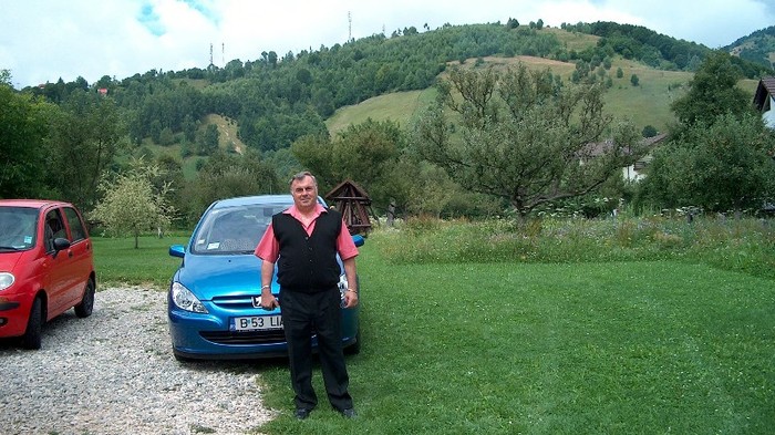37. Oaspeti de seama in gradina (Nelu Golcea)