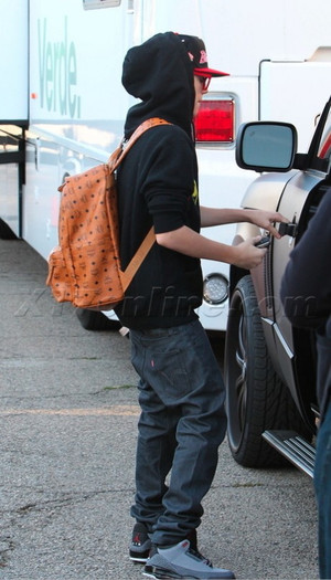  - 2011 Out and About in Beverly Hills California October 30th