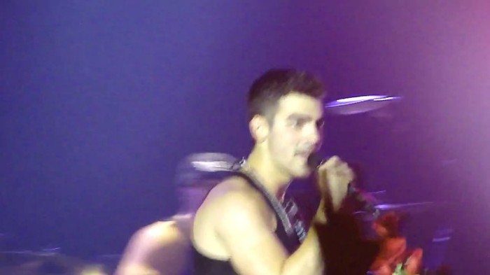bscap0028 - Joe Jonas - Beautiful People