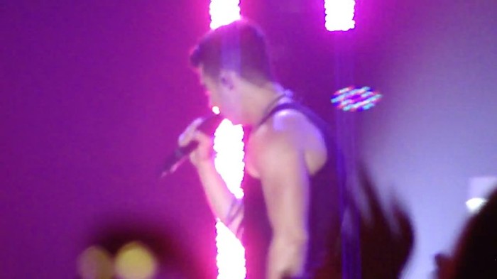 bscap0036 - Joe Jonas - Beautiful People