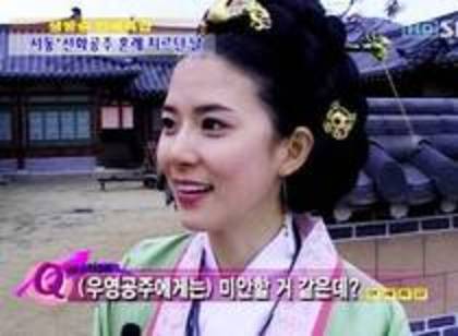 44639860_LHLGFXTGH - Kim Seon Hwa