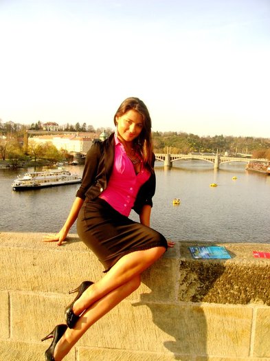 252869_209820172392918_146078748767061_555561_4626311_n