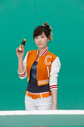Girls-Generation-Vita500-girls-generation-snsd-25233776-427-640