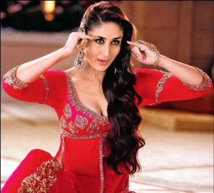 Kareena-Kapoor-box-office - KAREENA KAPOOR-IN SAREE