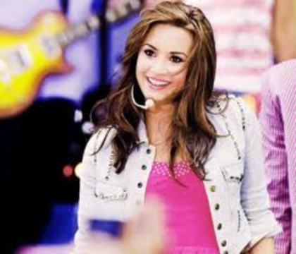 images (4) - Demi Lovato