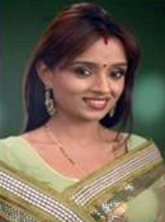 Parul+Chauhan - Parul Chauhan-in saree