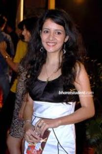 images (4) - Sakshi-Sulagna Panigrahi