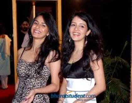 images (9) - Sakshi-Sulagna Panigrahi