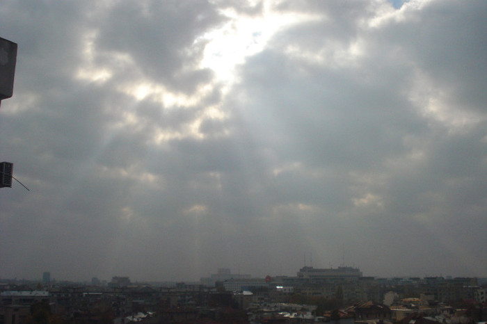 NORI... - FURTUNA IN BUCURESTI