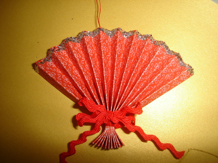 DSC07704 - tehnica rularii hartiei -  quilling