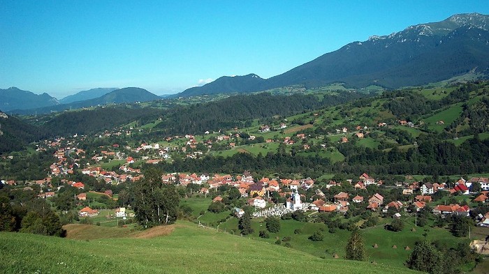 Vedere spre Podul Simonului - MOIECIU II aspecte