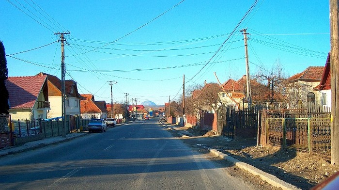 Sirul Hotilor din Bran. In sapate, Magura Codlei !