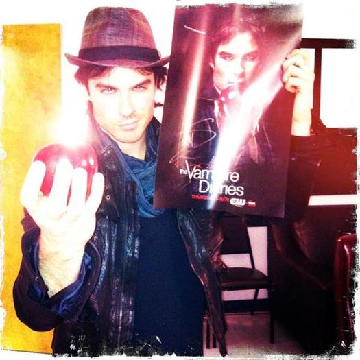 316660_236528873072084_116920931699546_661255_784717937_n - Ian Somerhalder