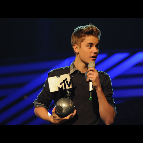 Justin-Bieber-Dave--Benett-131653293 Justin-Bieber-Dave--Benett-131653293