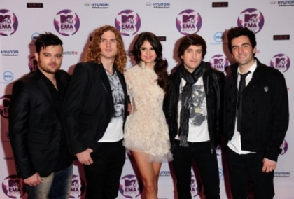 normal_089 - 6 11 2011 2011 MTV EMA