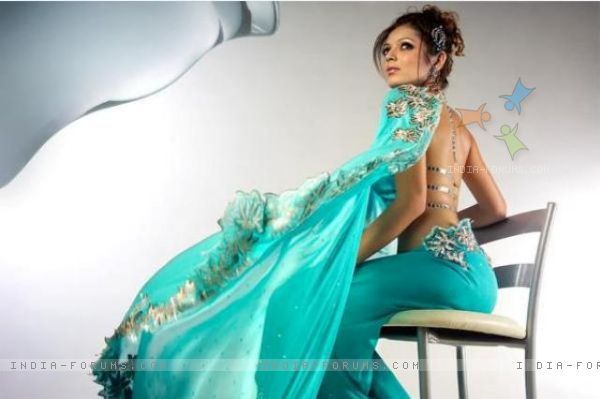 164565-drashti-dhami - Drashti Dhami-in saree