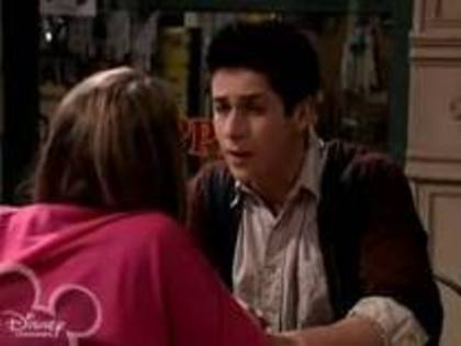images (18) - Magicienii din Waverly Place