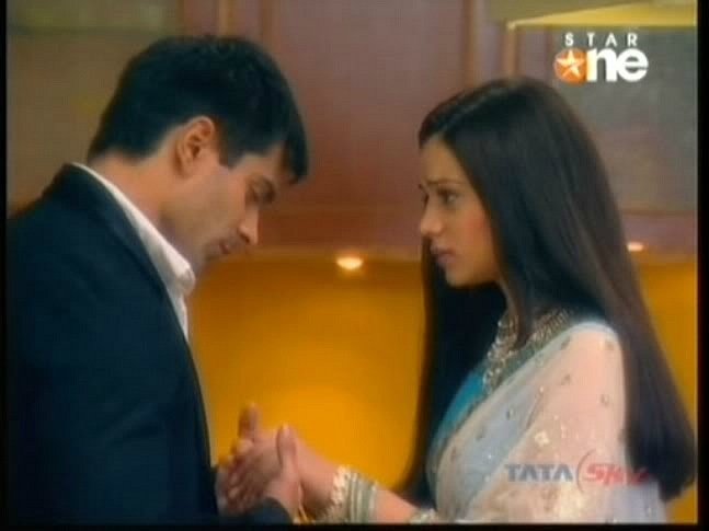 y_abc6c661 - Karan Singh Grover si Sukirti Kandpal
