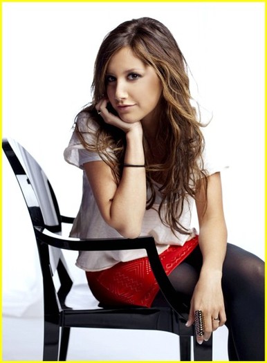 Ashley Tisdale - Concurs 2