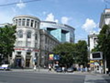 120px-Oficiul_Postal_and_Skytowe - Chisinau