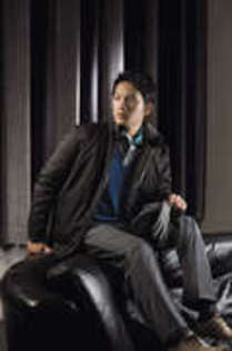 42859825_MQQUYIYVD - Ji Sung