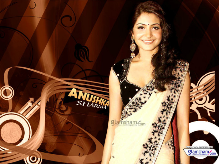 anushka-sharma--wallpaper-26-10x7 - Anushka Sharma-in saree